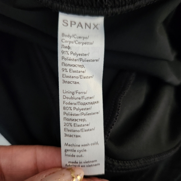 SPANX | Velvet Ankle Length Leggings in Black - Size M - Picture 8 of 9